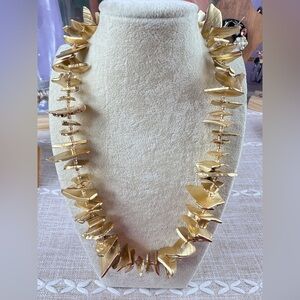 Vintage Gold Shell Necklace with Pearl Accents Necklace